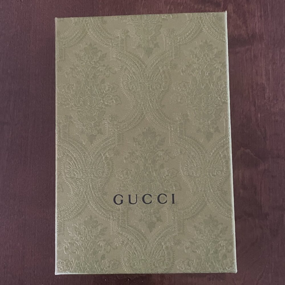 NWT Gucci GG Supreme  iPhone 14 Case Beige 753609 - Picture 4 of 6